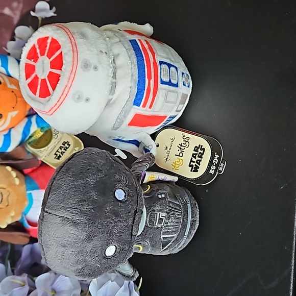 Star Wars Disney Hallmark Lg Bundle of 6 Plush  Characters   NWT & NWOT - Picture 3 of 10